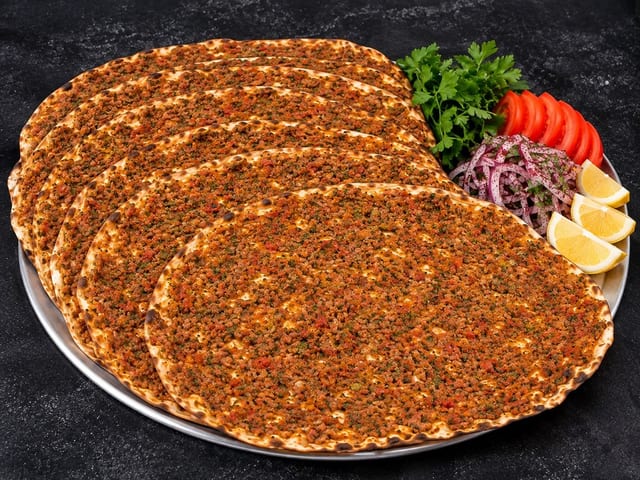 10 LAHMACUN (SAVE $38).